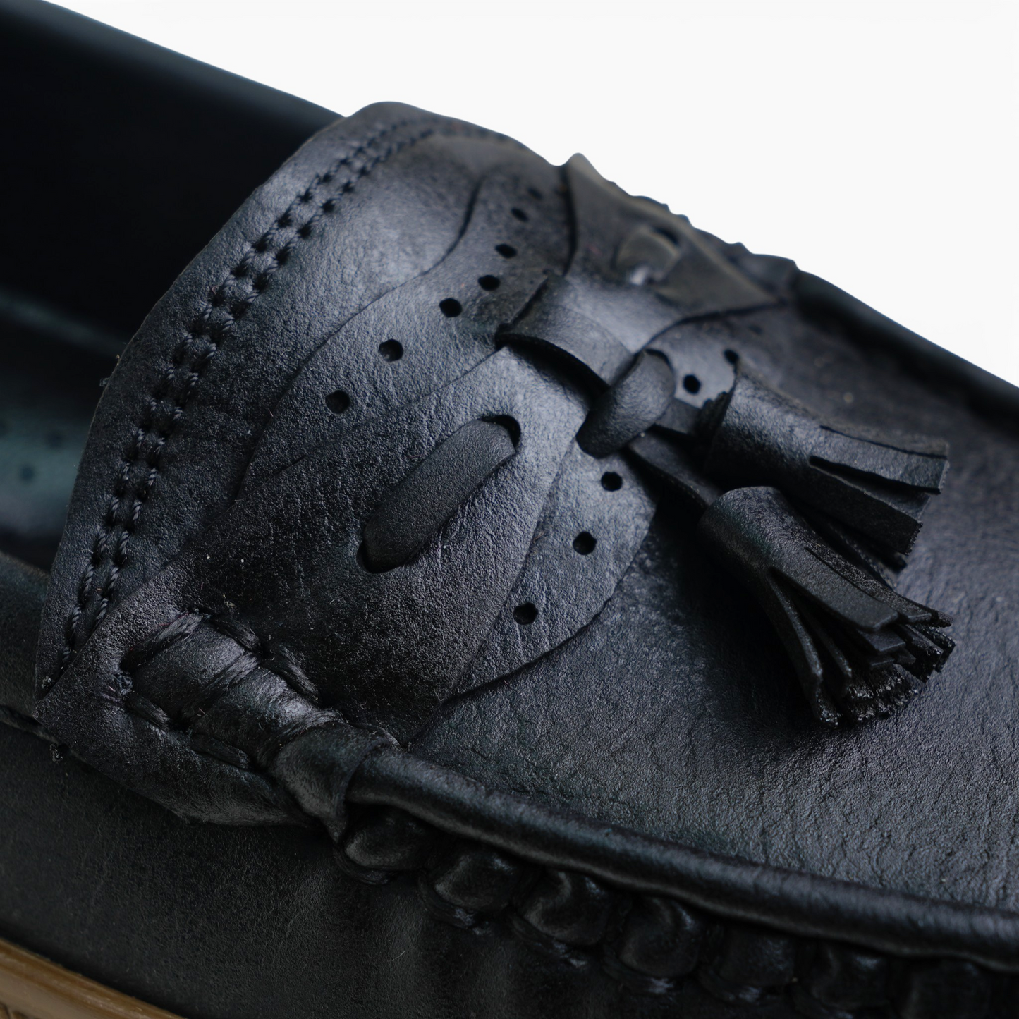 Women's Black Cloud Tassel Loafer | Caramel Sole